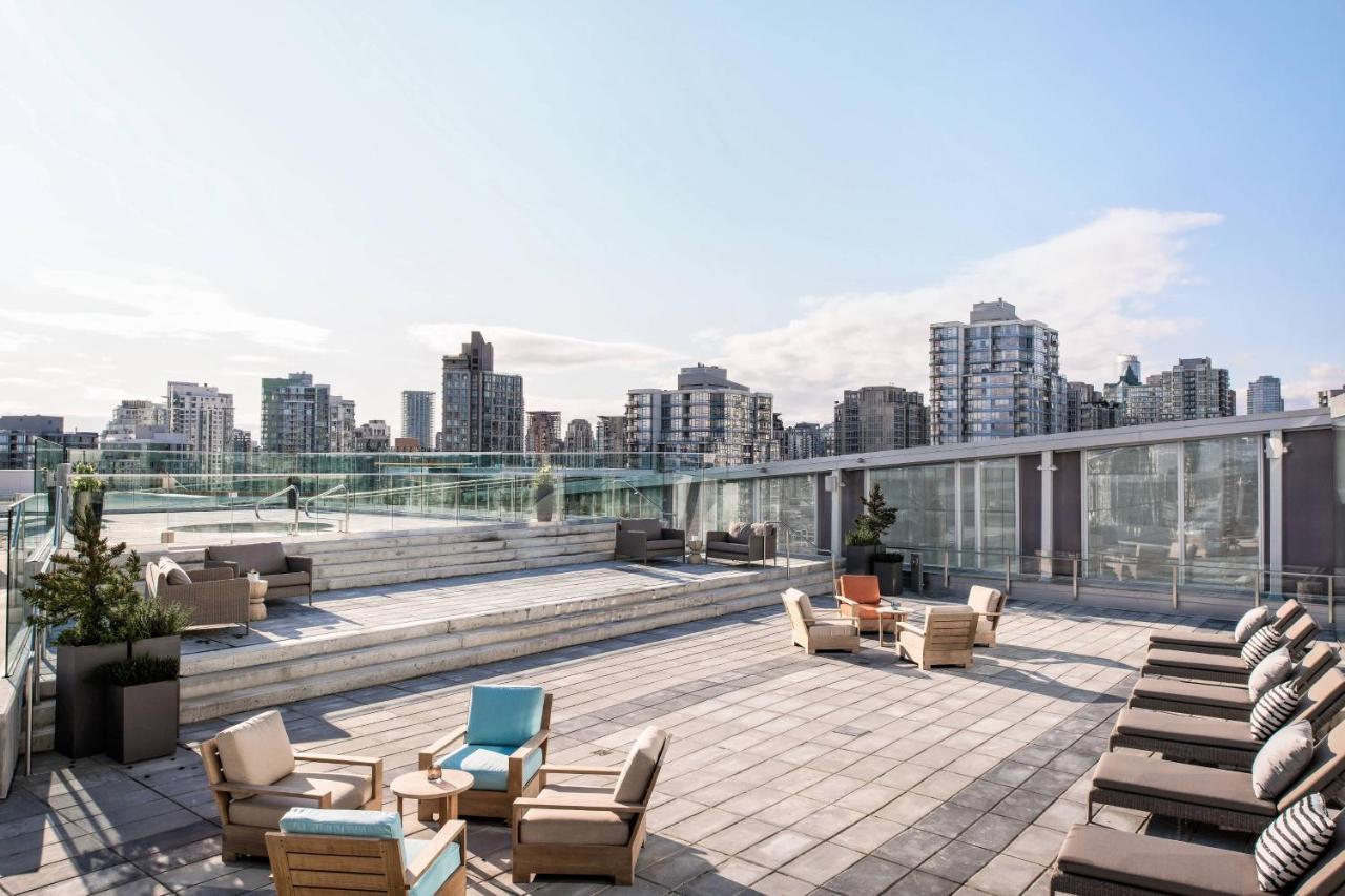 The Douglas, Autograph Collection 5* Vancouver