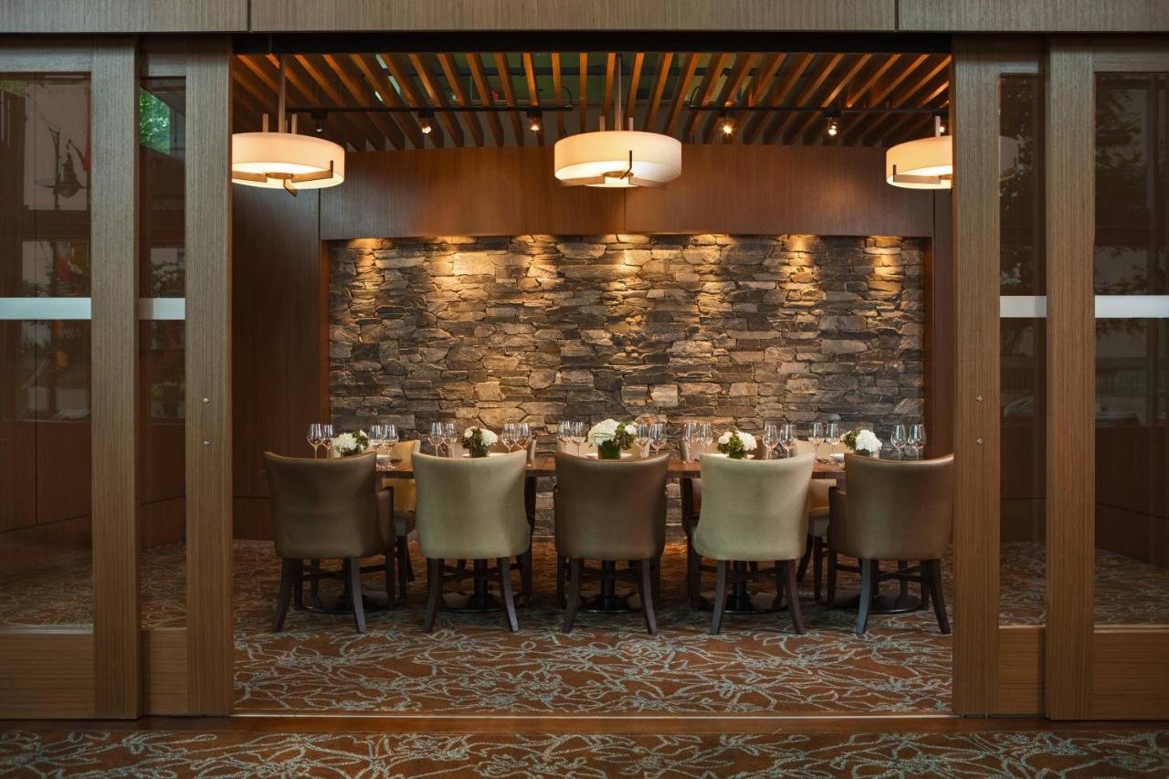 Marriott Pinnacle Downtown 4* Vancouver