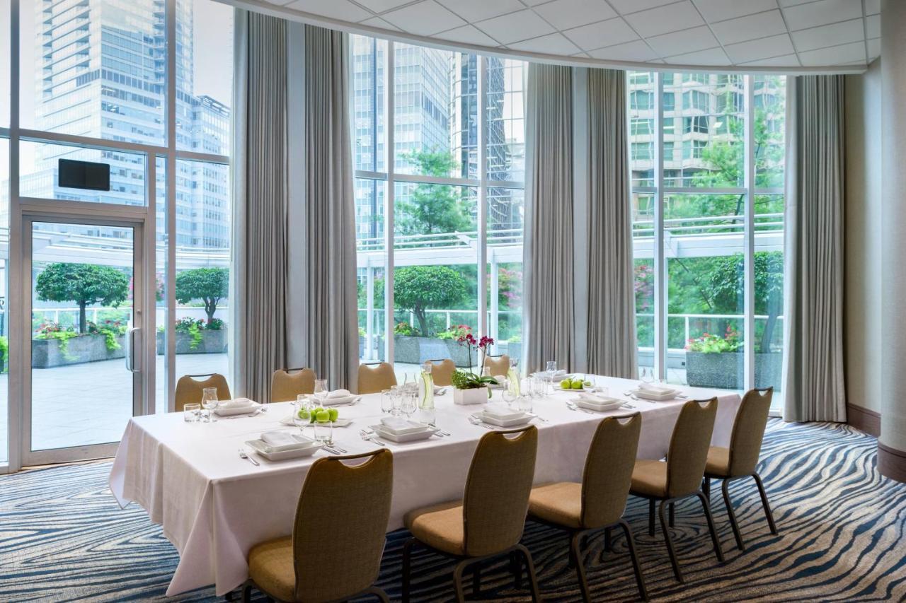 Marriott Pinnacle Downtown 4*