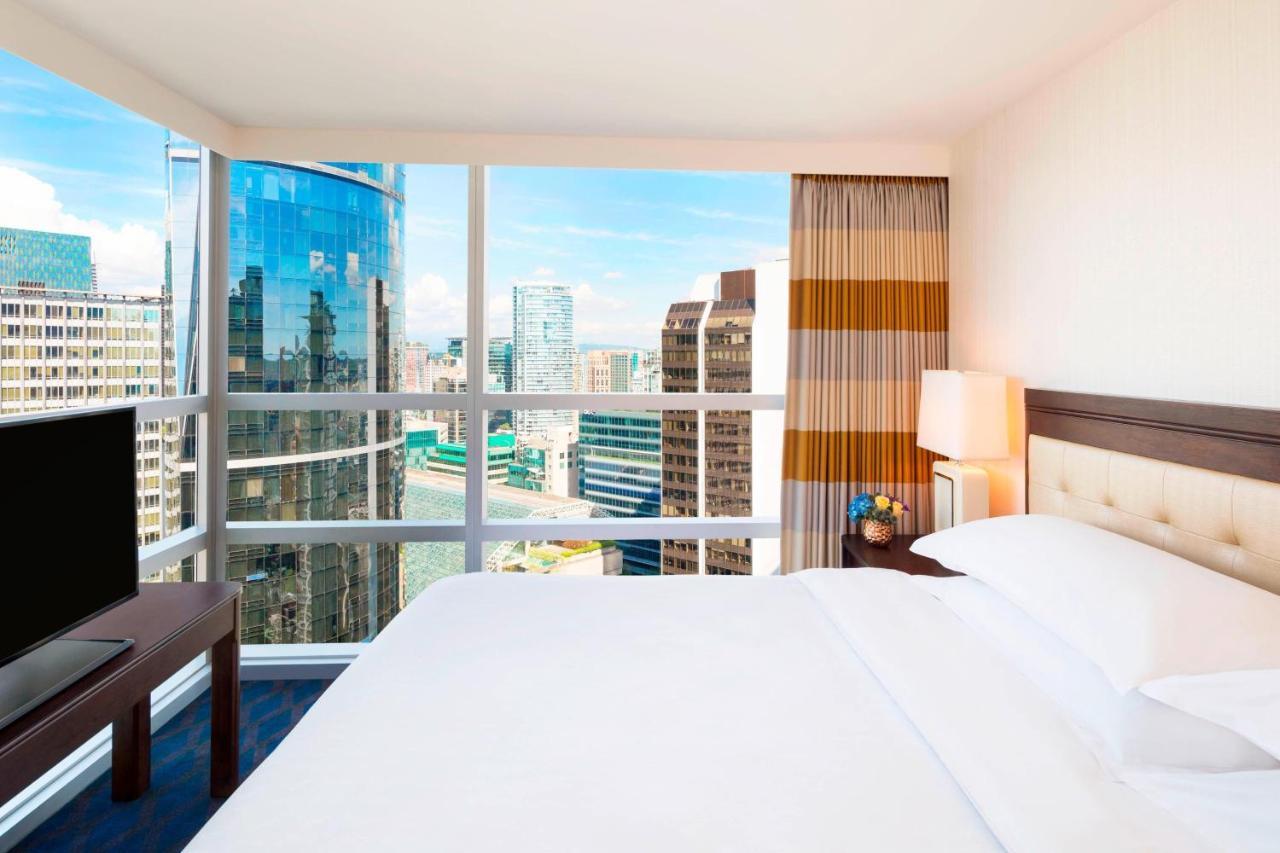 Sheraton Centre Hotel