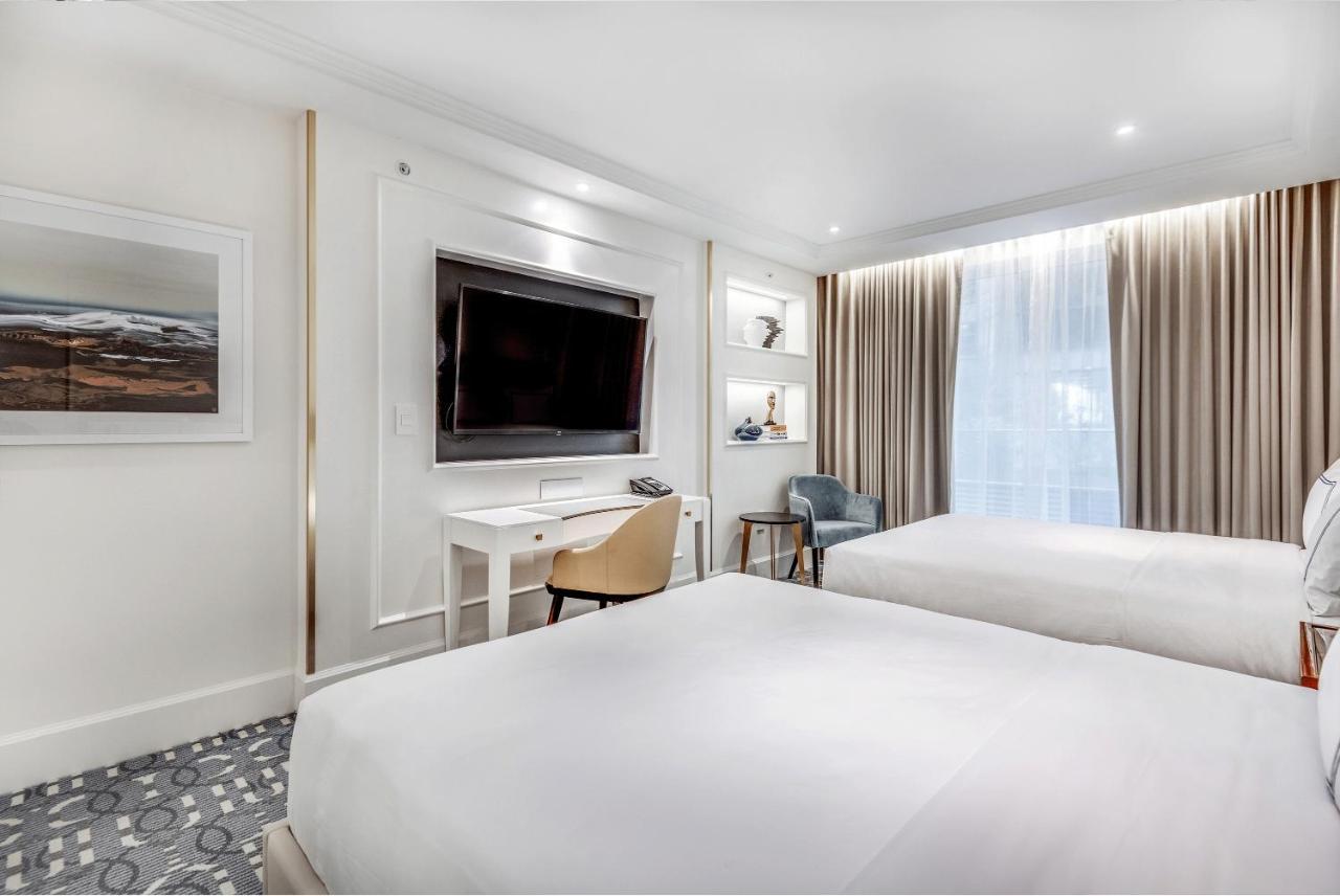 Azur Legacy Collection Hotel 5*
