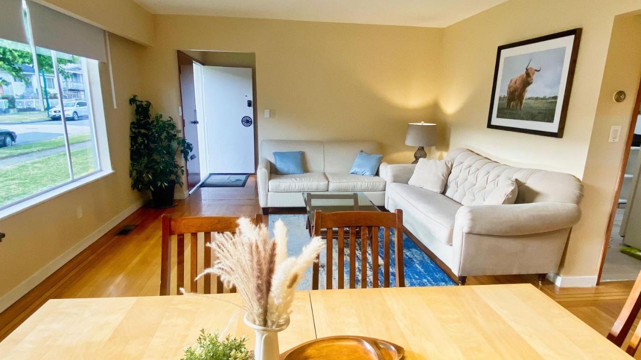 Spacious 15mins To Downtown Apartment