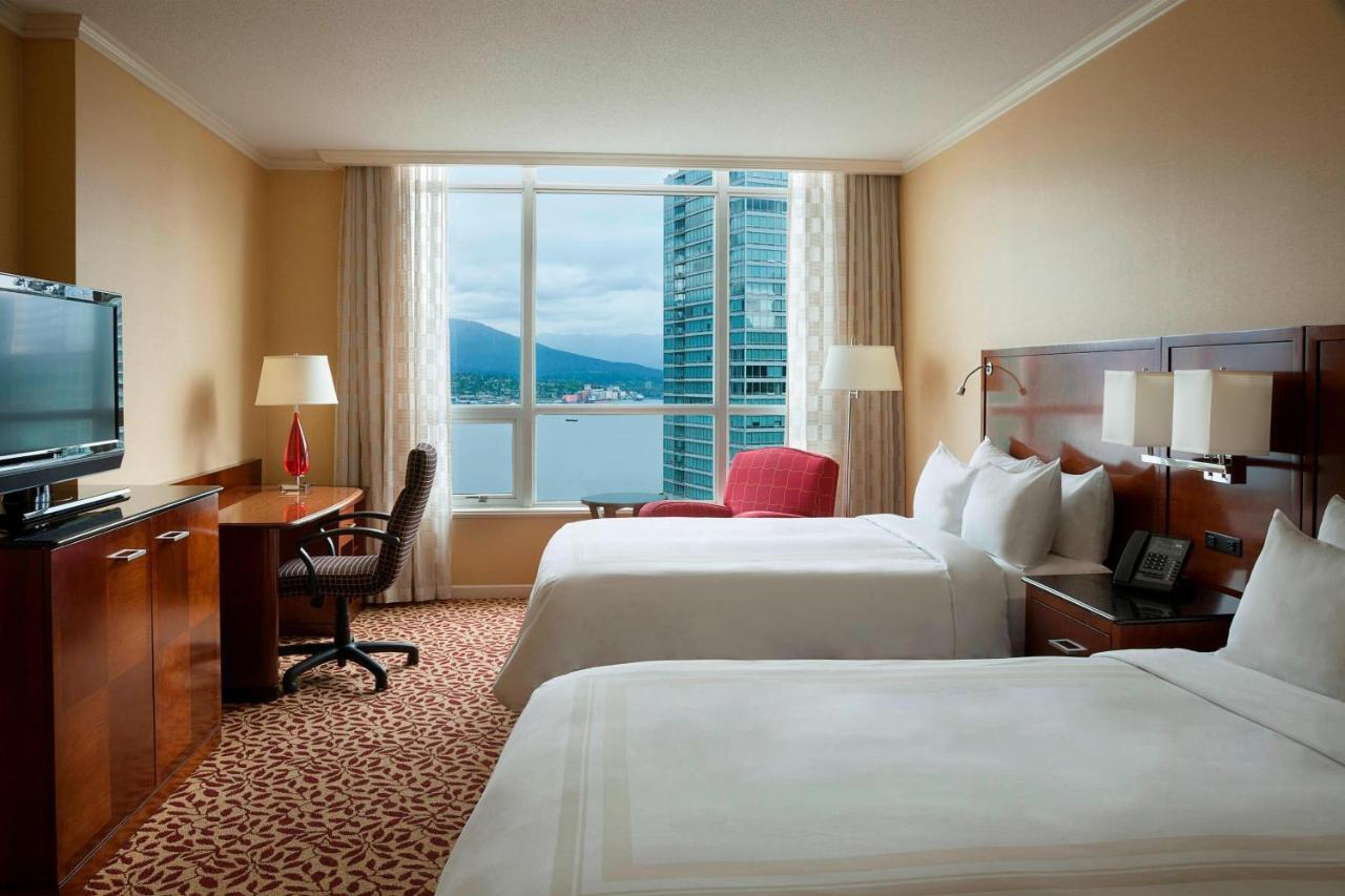 Marriott Pinnacle Downtown 4*
