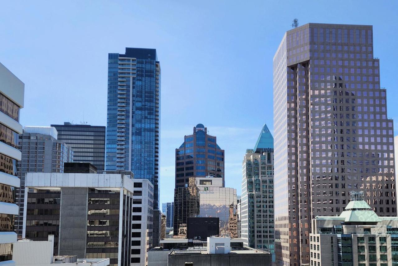 Azur Legacy Collection Hotel Vancouver