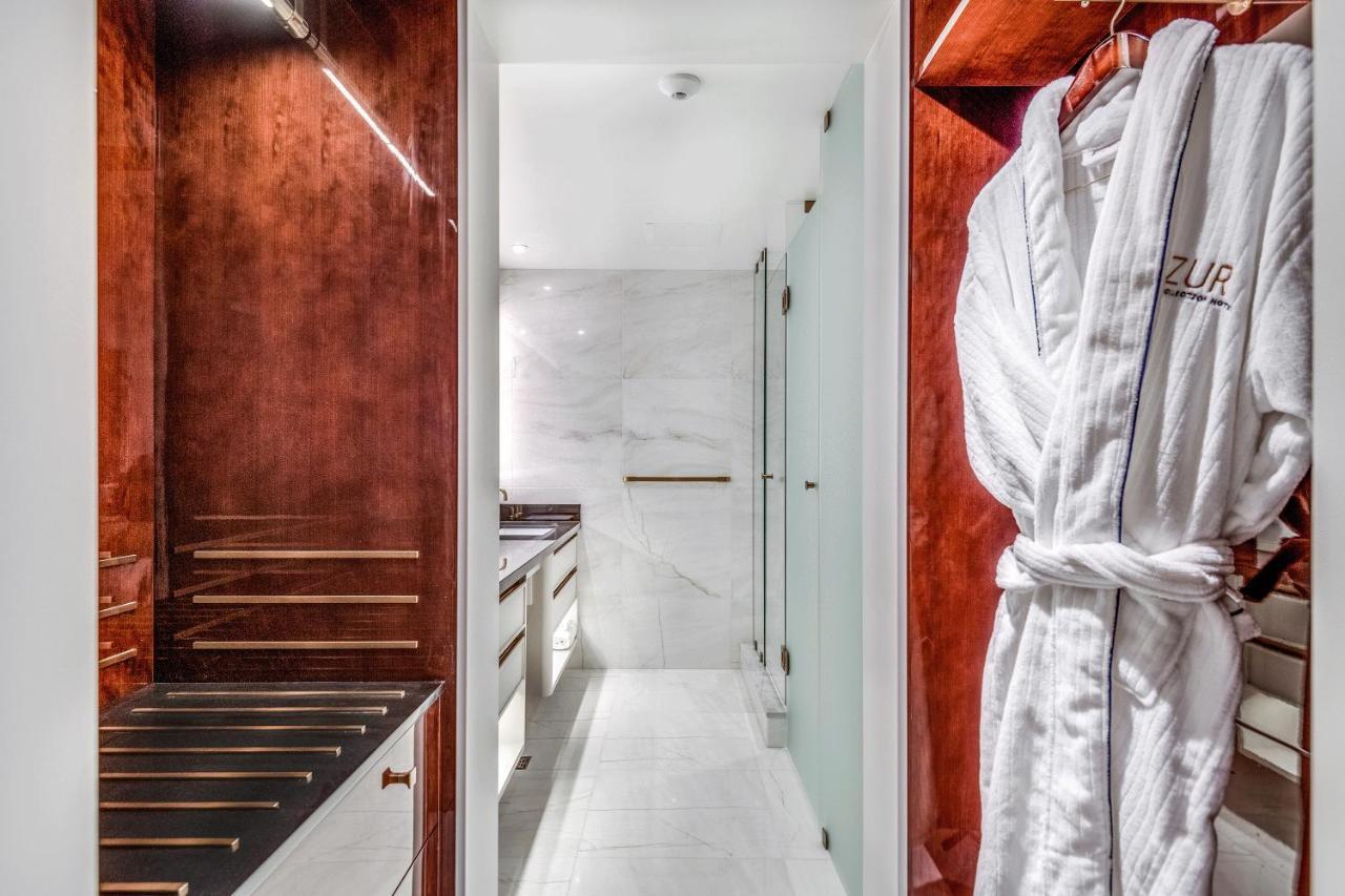 Hotel Azur Legacy Collection Vancouver
