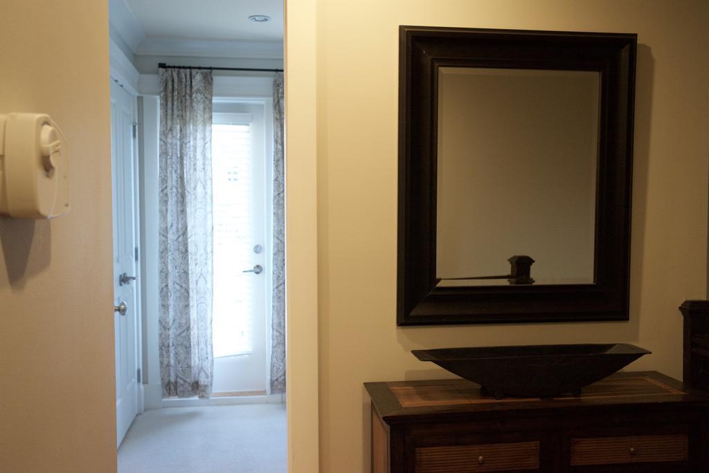 Custom Built 3Bedroom Home In Kitsilano * Vancouver