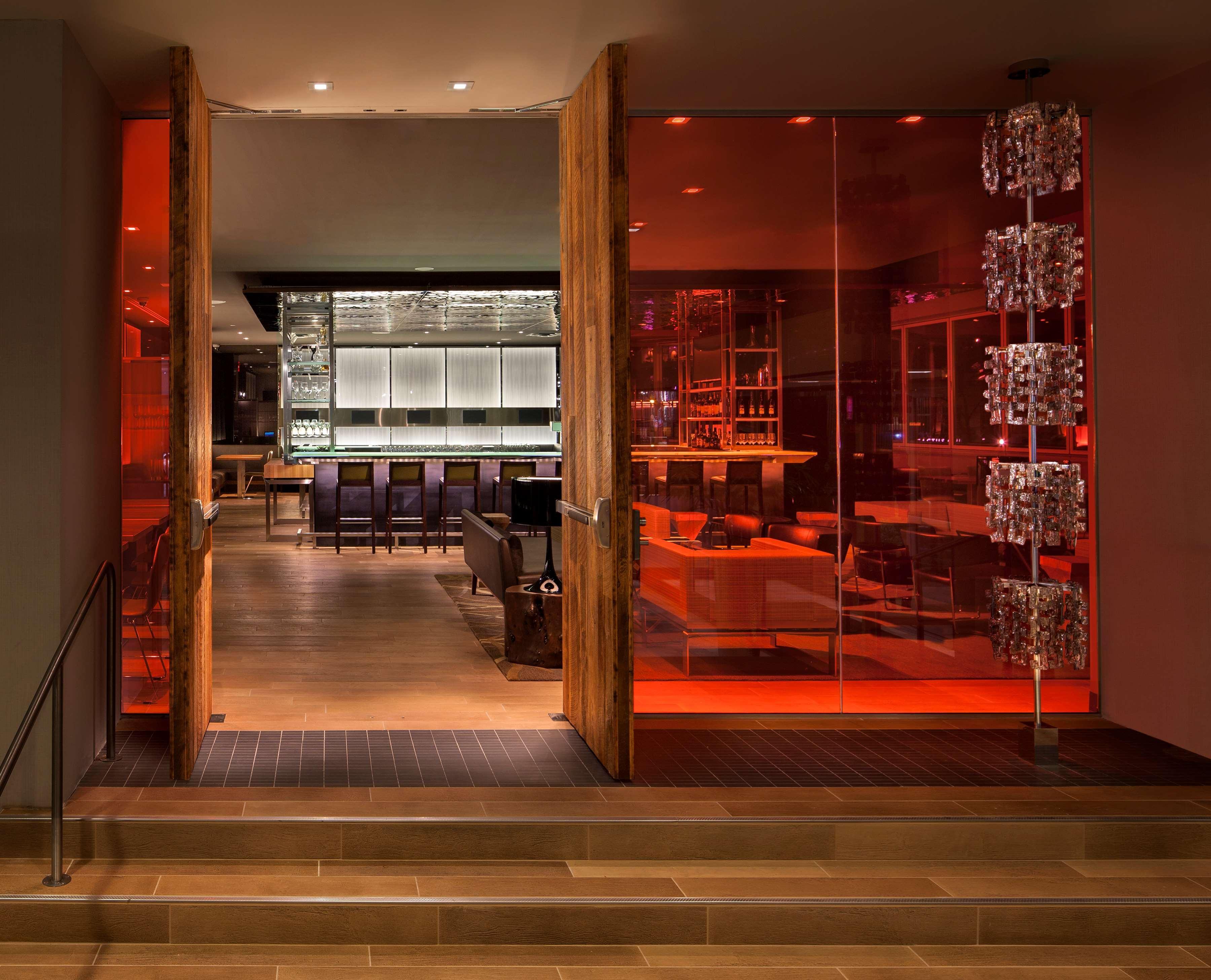 Hyatt Regency 5* Vancouver