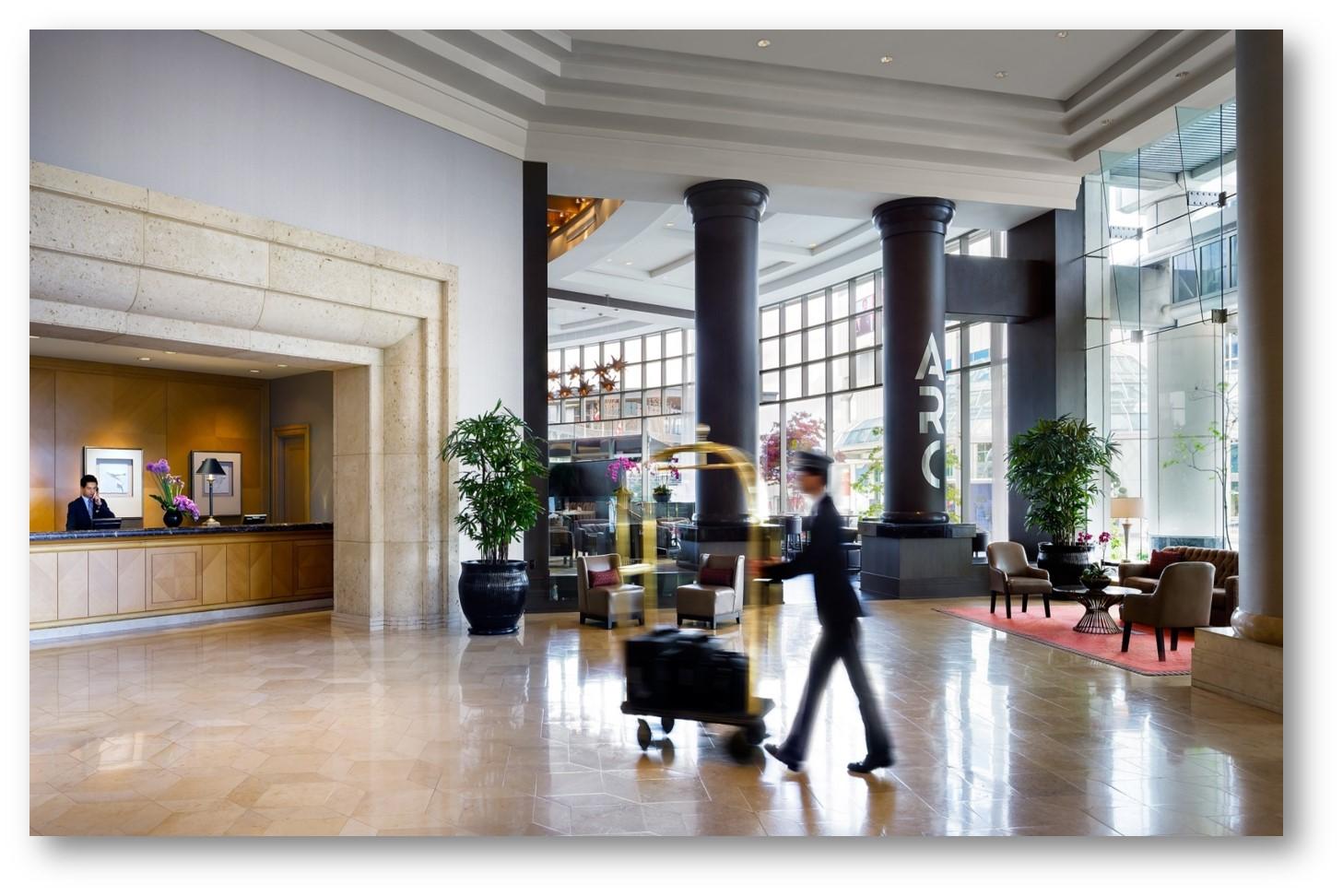 Fairmont Waterfront 5*