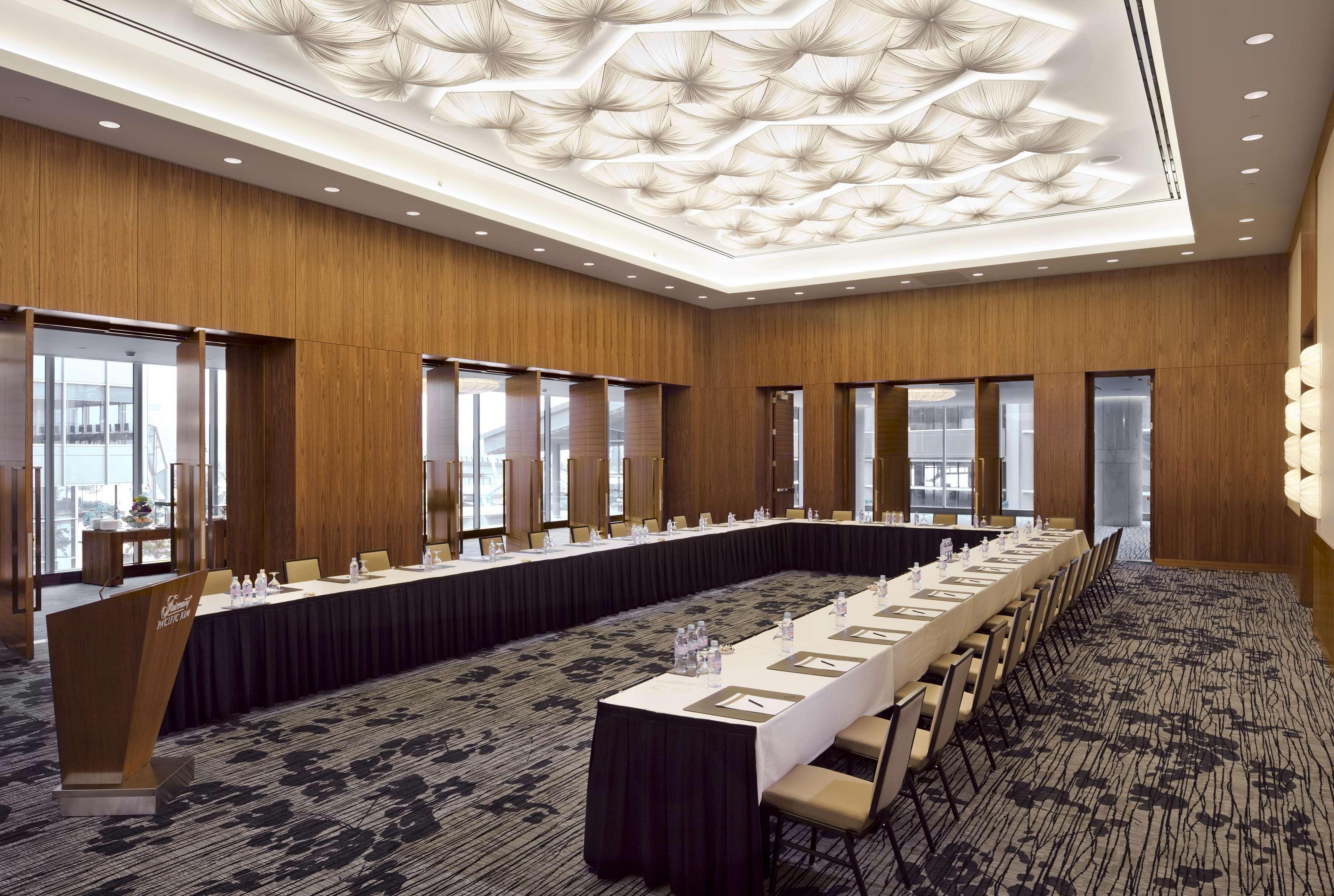 Hotel Fairmont Pacific Rim 5*