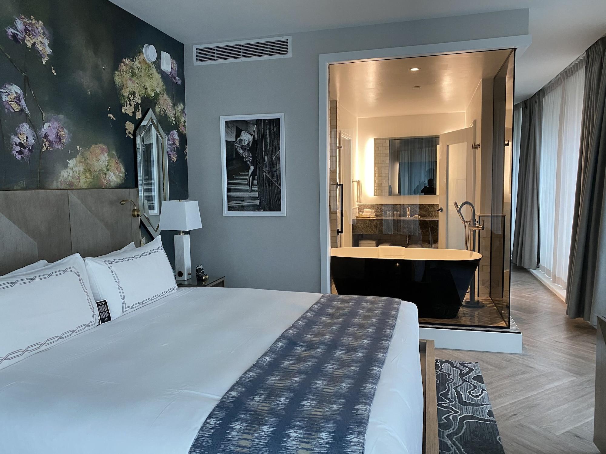 Hotel Exchange 4*