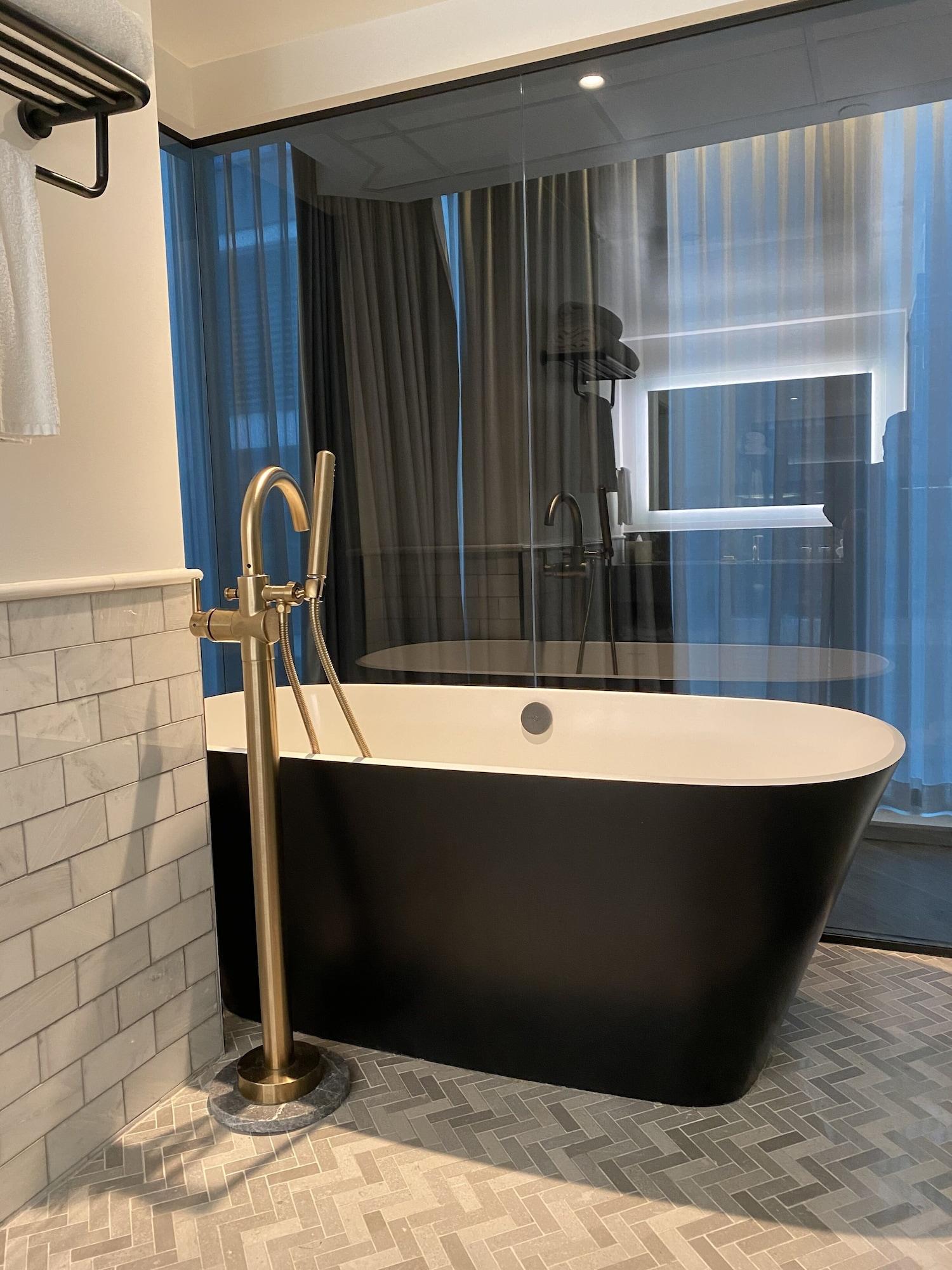 Hotel Exchange Vancouver