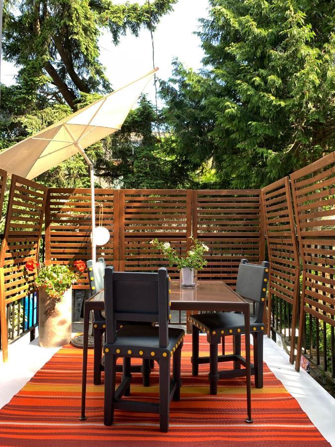 Cozy In Kitslano, Vancouver. Free Parking. * Vancouver
