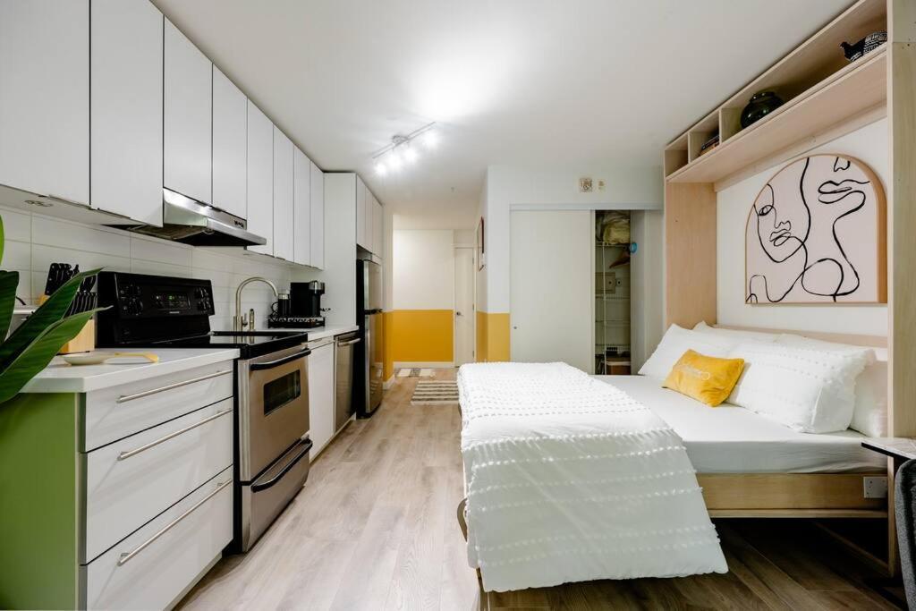 Hidden Gem: Historical Gastown Apartment