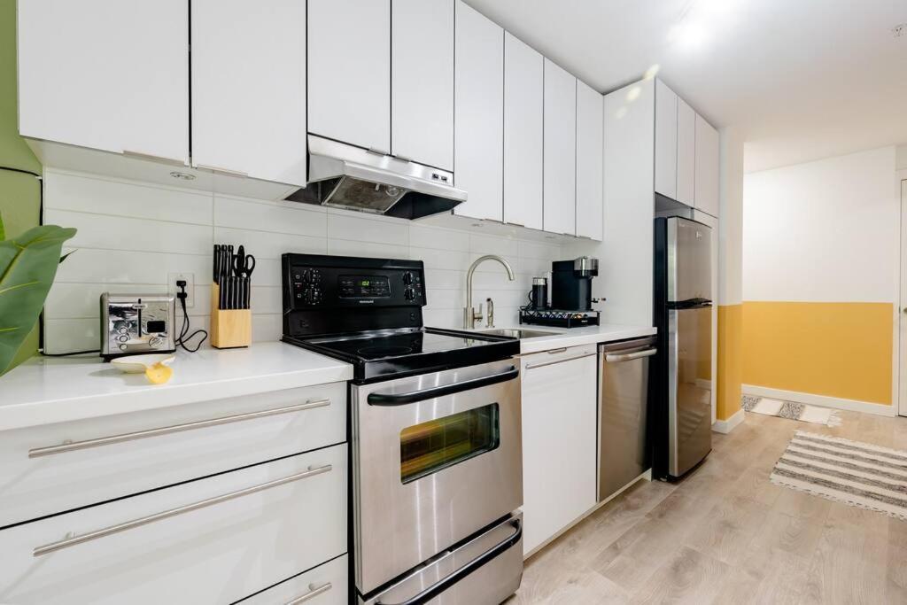 Hidden Gem: Historical Gastown Apartment Vancouver