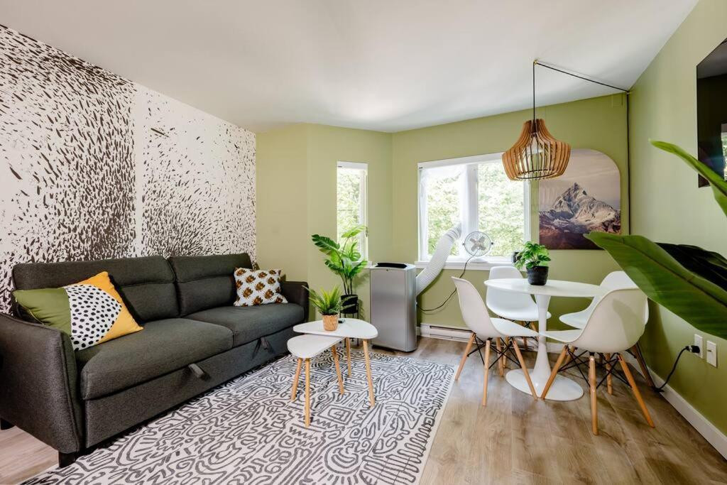 Apartment Hidden Gem: Historical Gastown