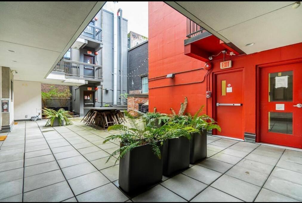 Hidden Gem: Historical Gastown Apartment Vancouver