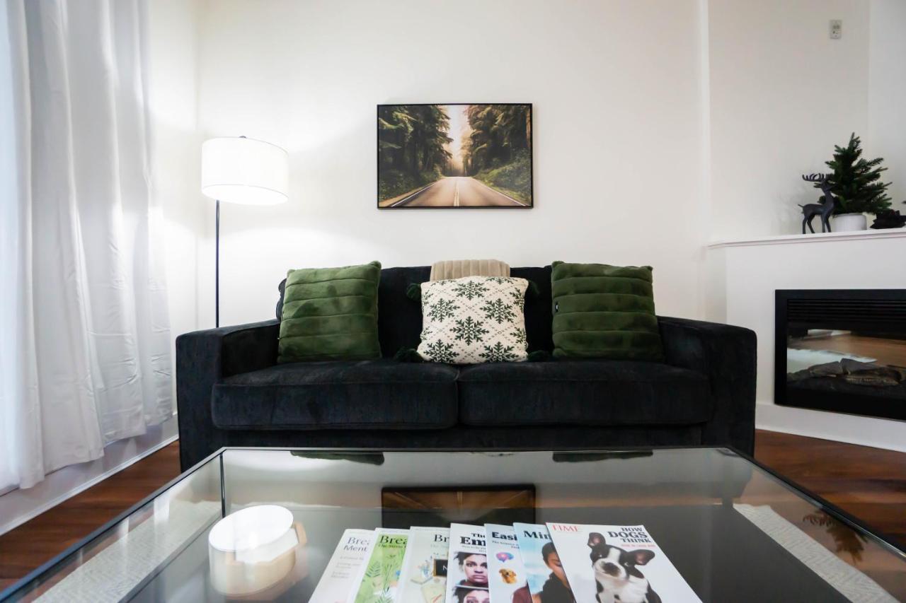 Cozy On Granville Strip Yaletown Area *