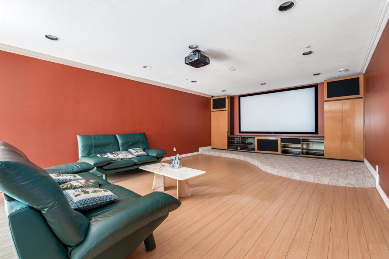 Homestay Luxurious Retreat - Private Bedroom In Shared House