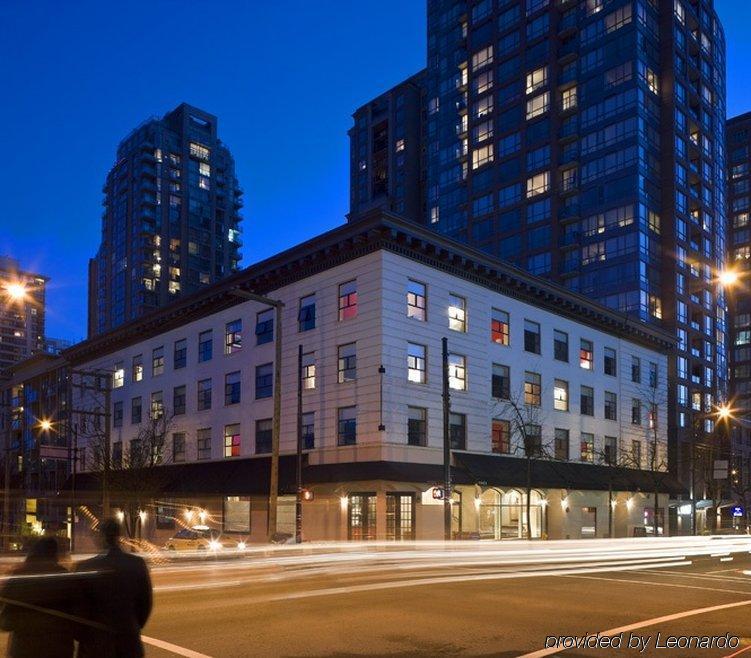 Moda Vancouver