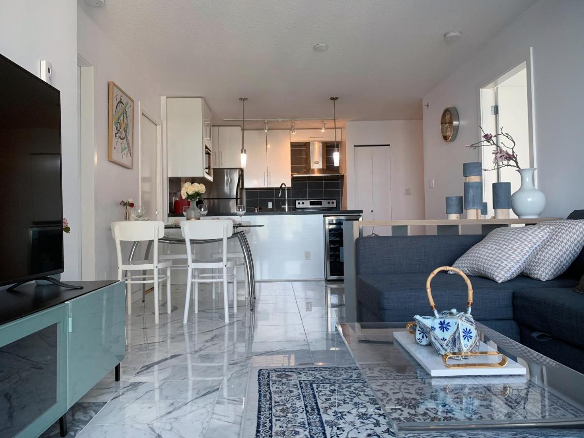 Apartment Downtown+amazing View+2bd/2ba Free Parking Vancouver