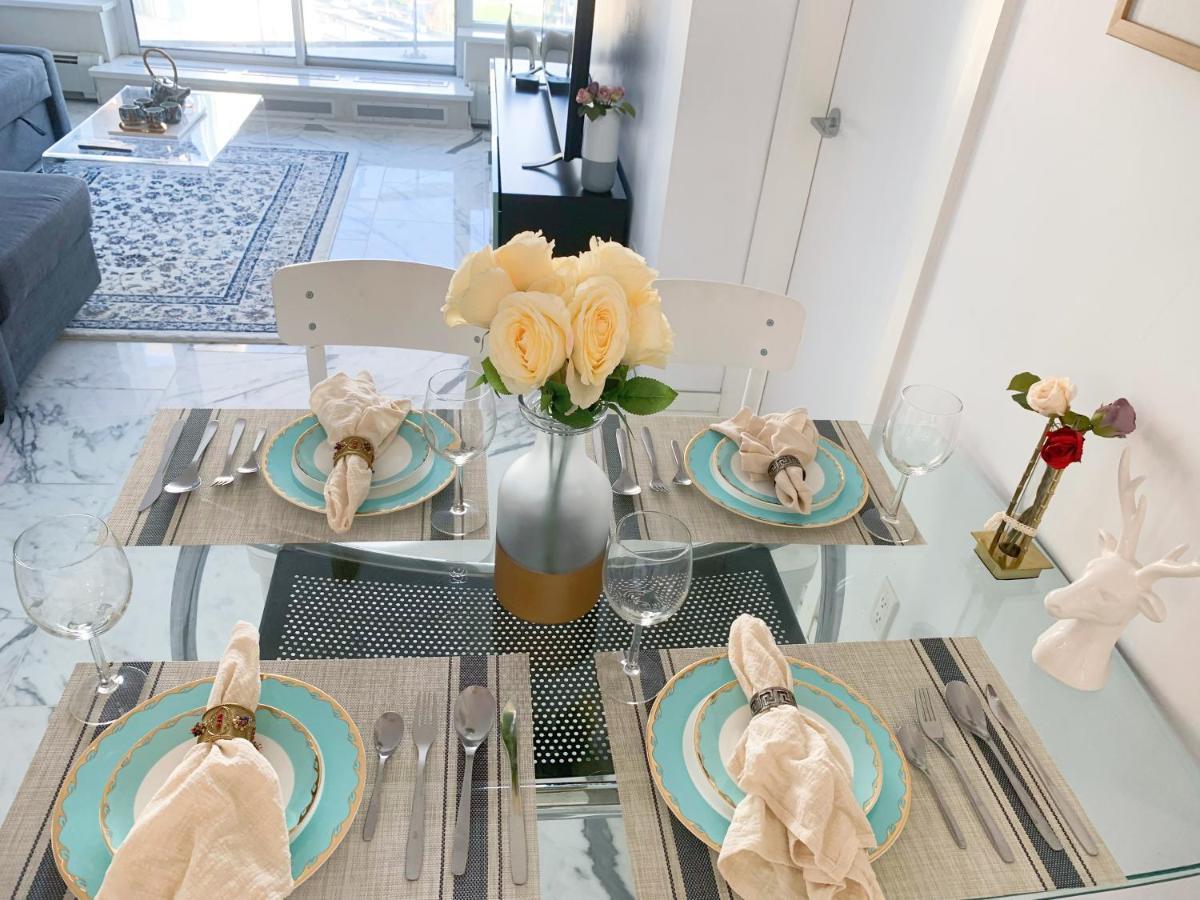Downtown+amazing View+2bd/2ba Free Parking Vancouver