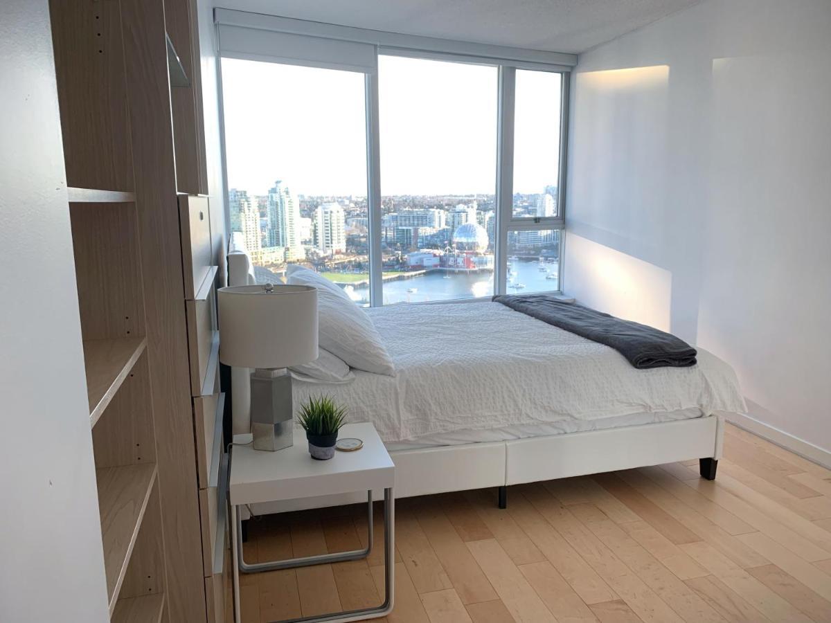 Downtown+amazing View+2bd/2ba Free Parking * Vancouver