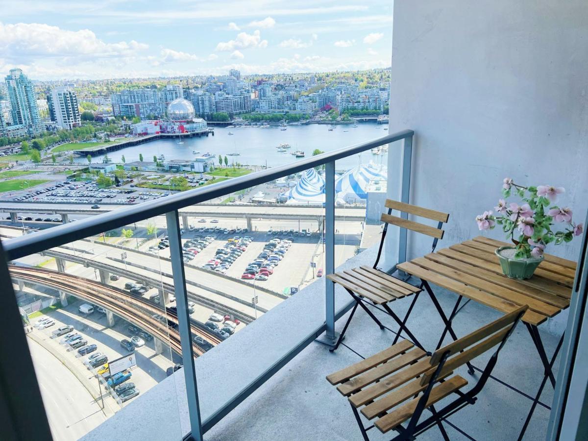 Downtown+amazing View+2bd/2ba Free Parking *