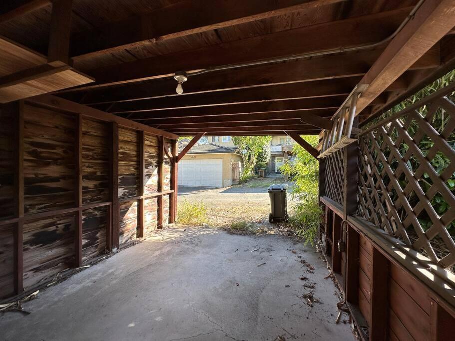 Character House In North Dunbar Vancouver