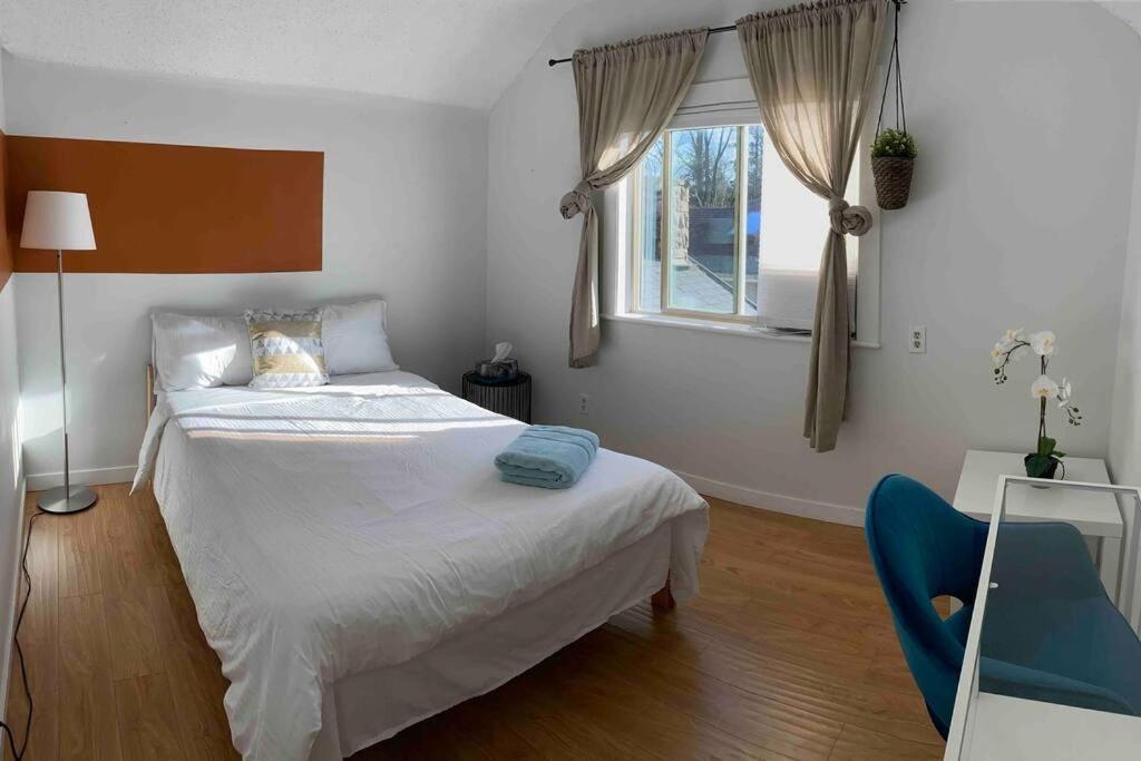 Westside Pool Home-8 Min To Downtown, Yard Parking *