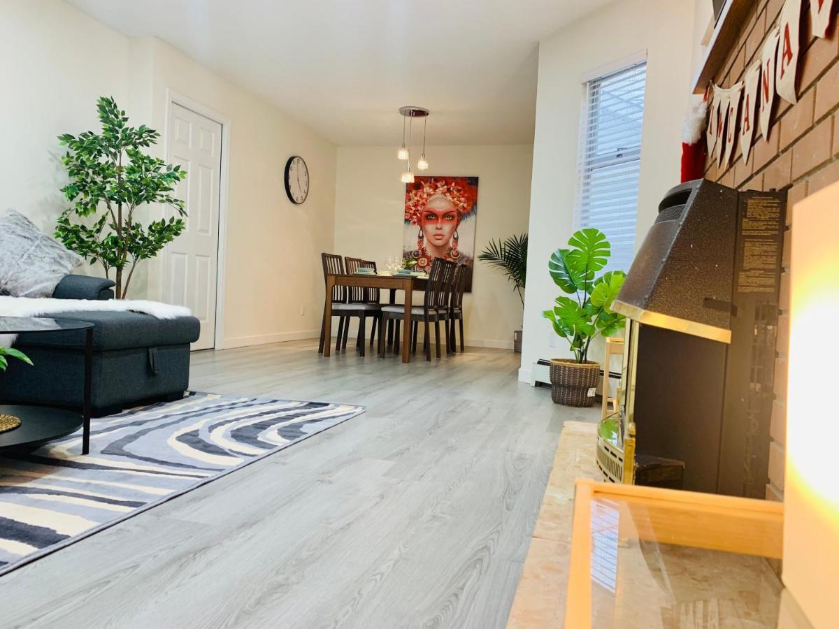 Cozy And Free Parking-ideal Gateway Vancouver