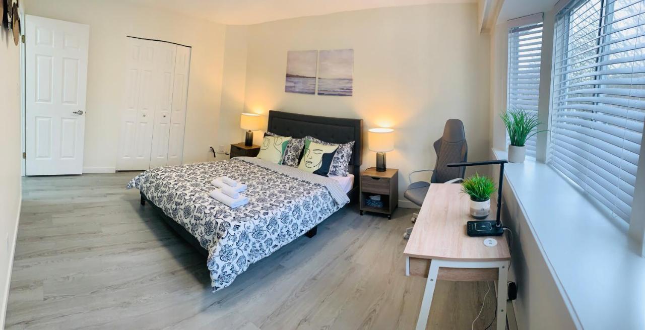Cozy And Free Parking-ideal Gateway Vancouver