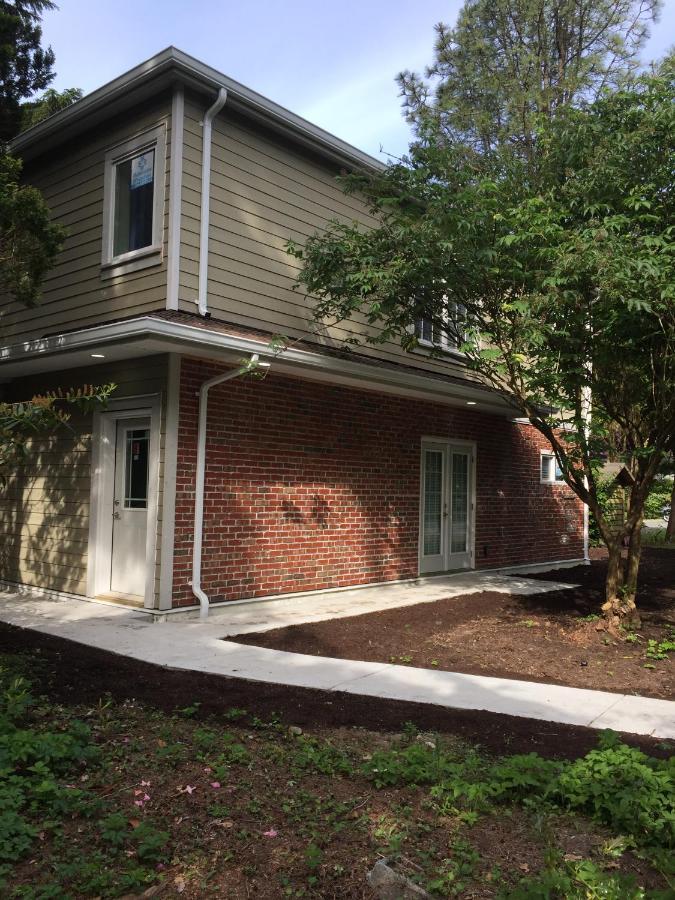 1 Bedroom *