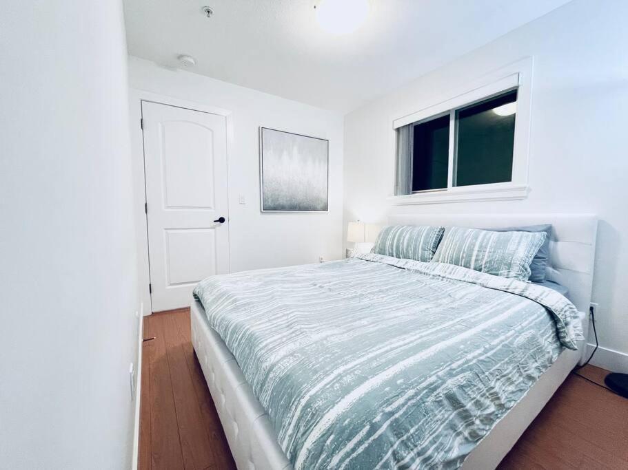 Holiday home Charming 1br Near Metrotown Dt Burnaby/ Vancouver