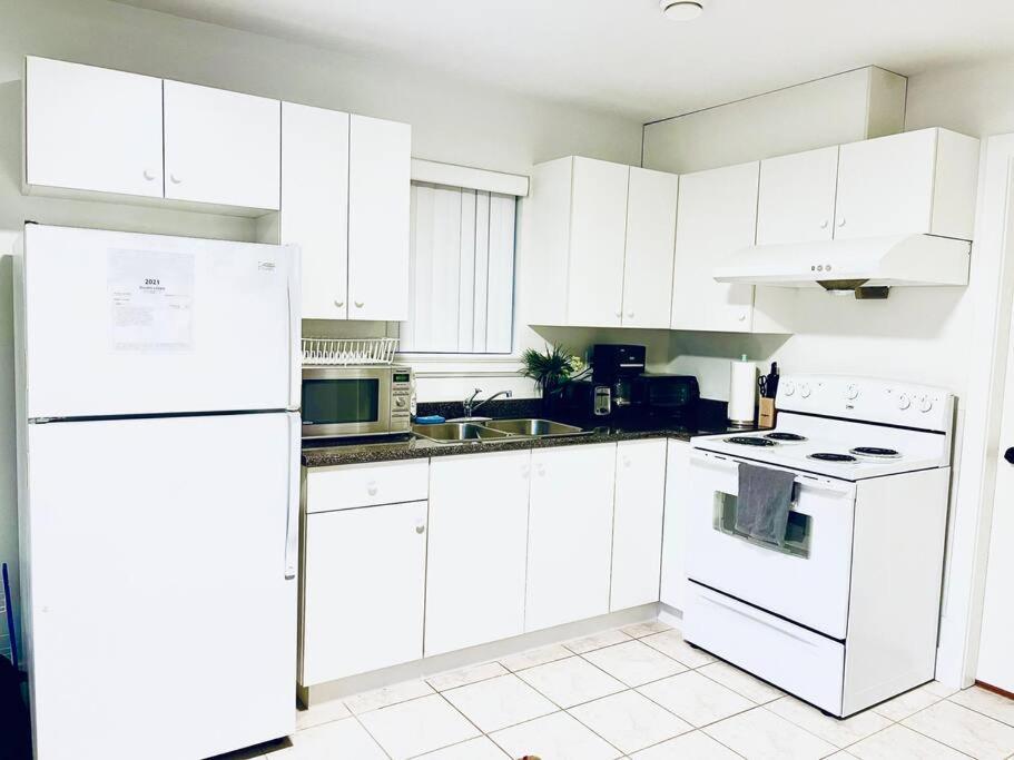 Holiday home Charming 1br Near Metrotown Dt Burnaby/ *