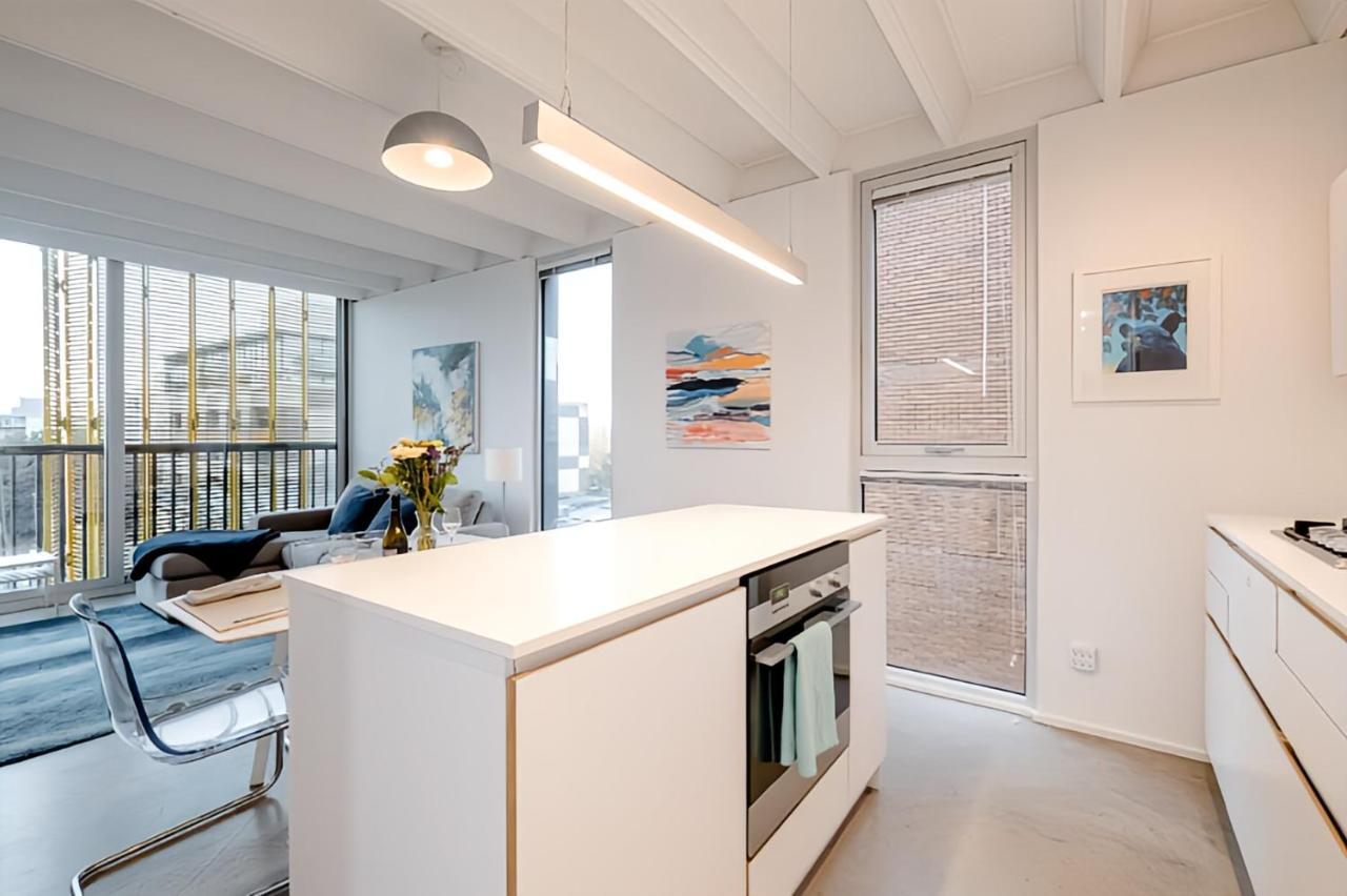 Modern, Bright & 1-bed Downtown Close To Rogers Arena Apartment Vancouver