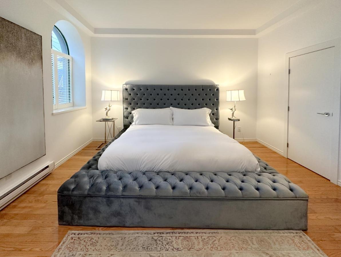 Historic Townhouse In Kitsilano Villa *