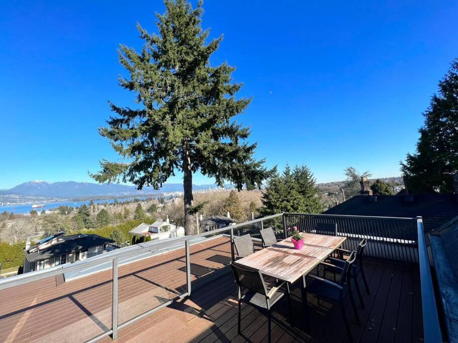 Holiday home Oceanview Luxury 4-bedrooms Point Grey