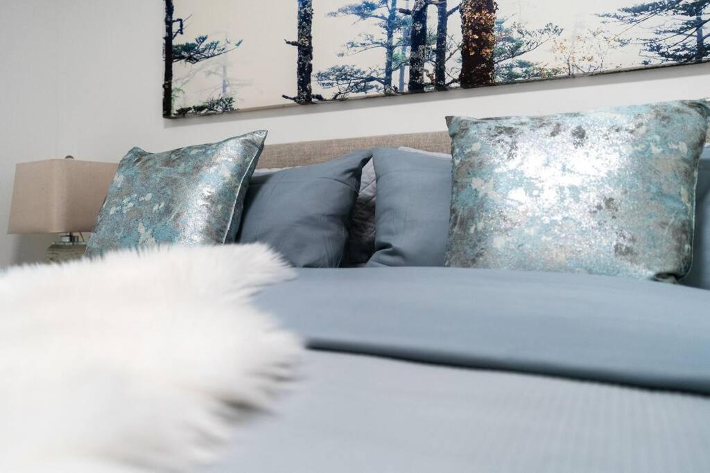 Brand New 2 Bedroom Point Grey Getaway Apartment Vancouver