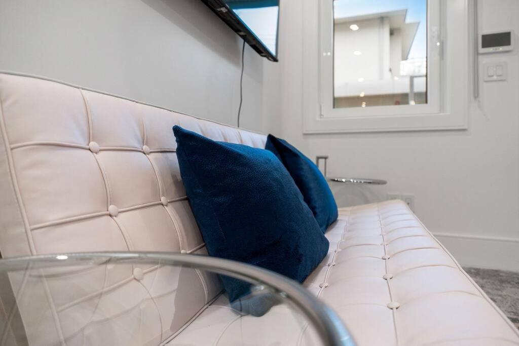 Brand New 2 Bedroom Point Grey Getaway Vancouver