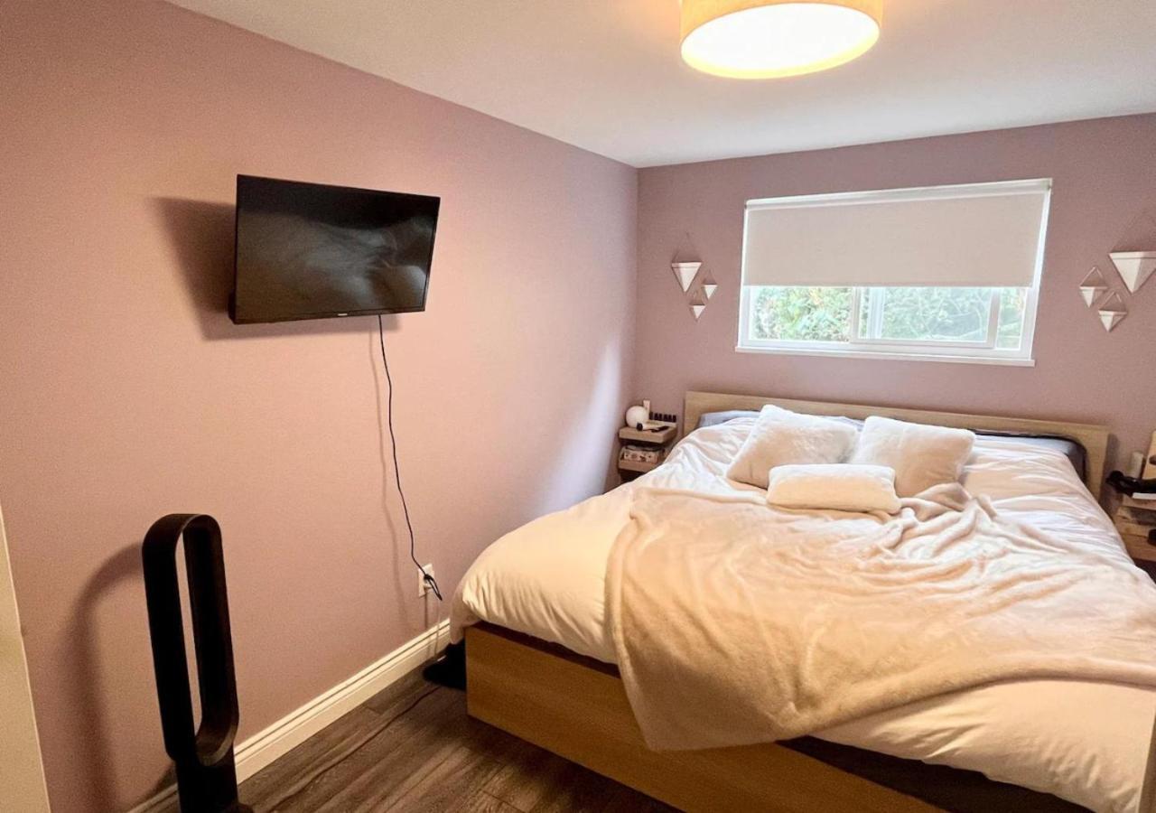 Ocean -1bdr- King Bed- Kitsilano Beach W/parking Apartment *