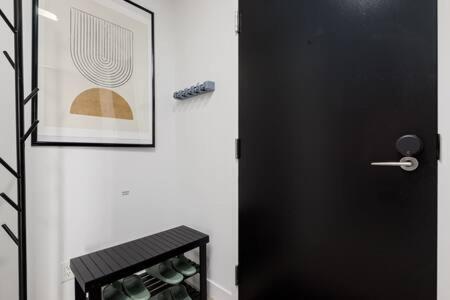 Cozy 1br In West Cordova * Vancouver
