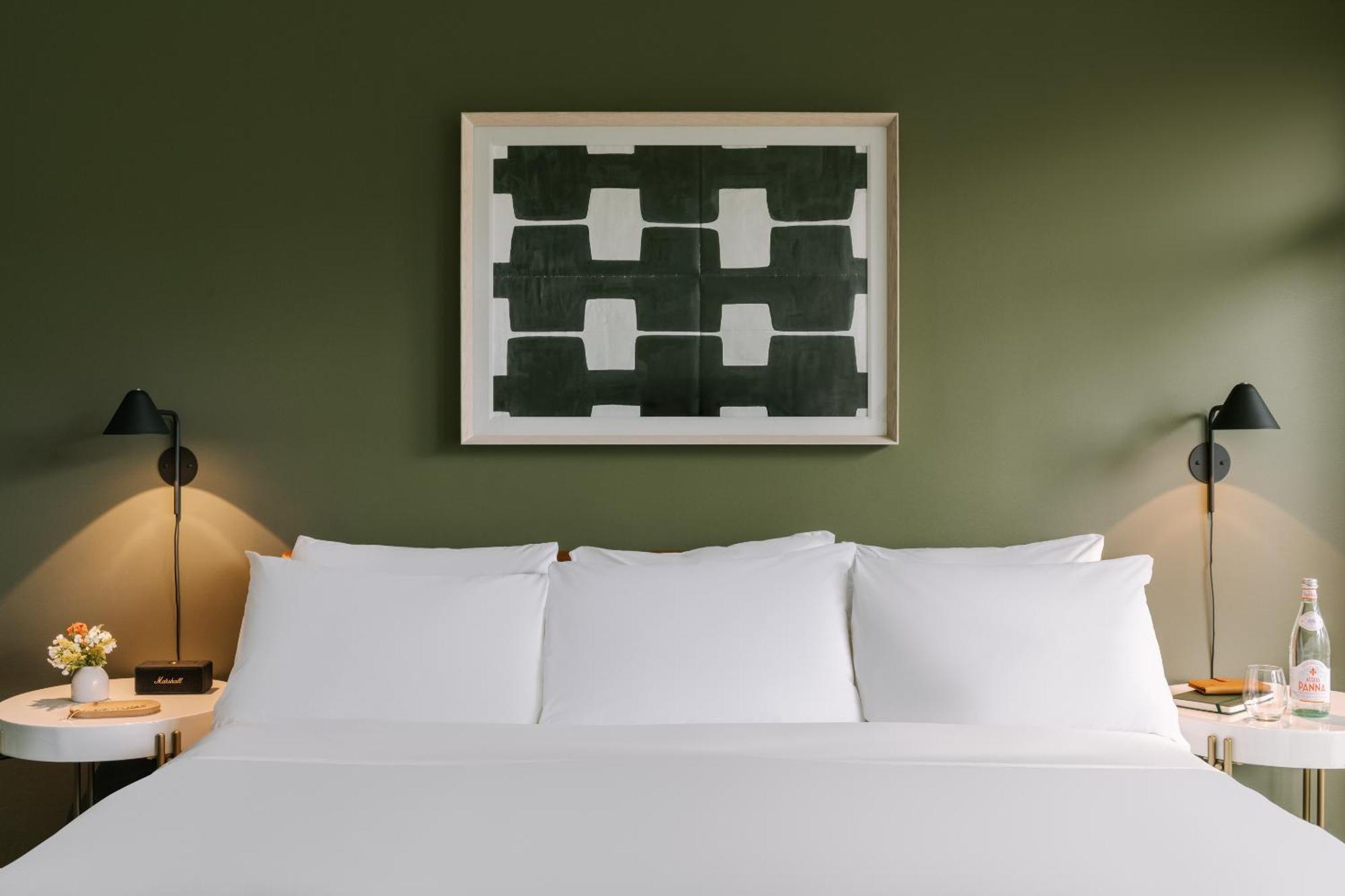 Aparthotel Sonder At Revival 4*