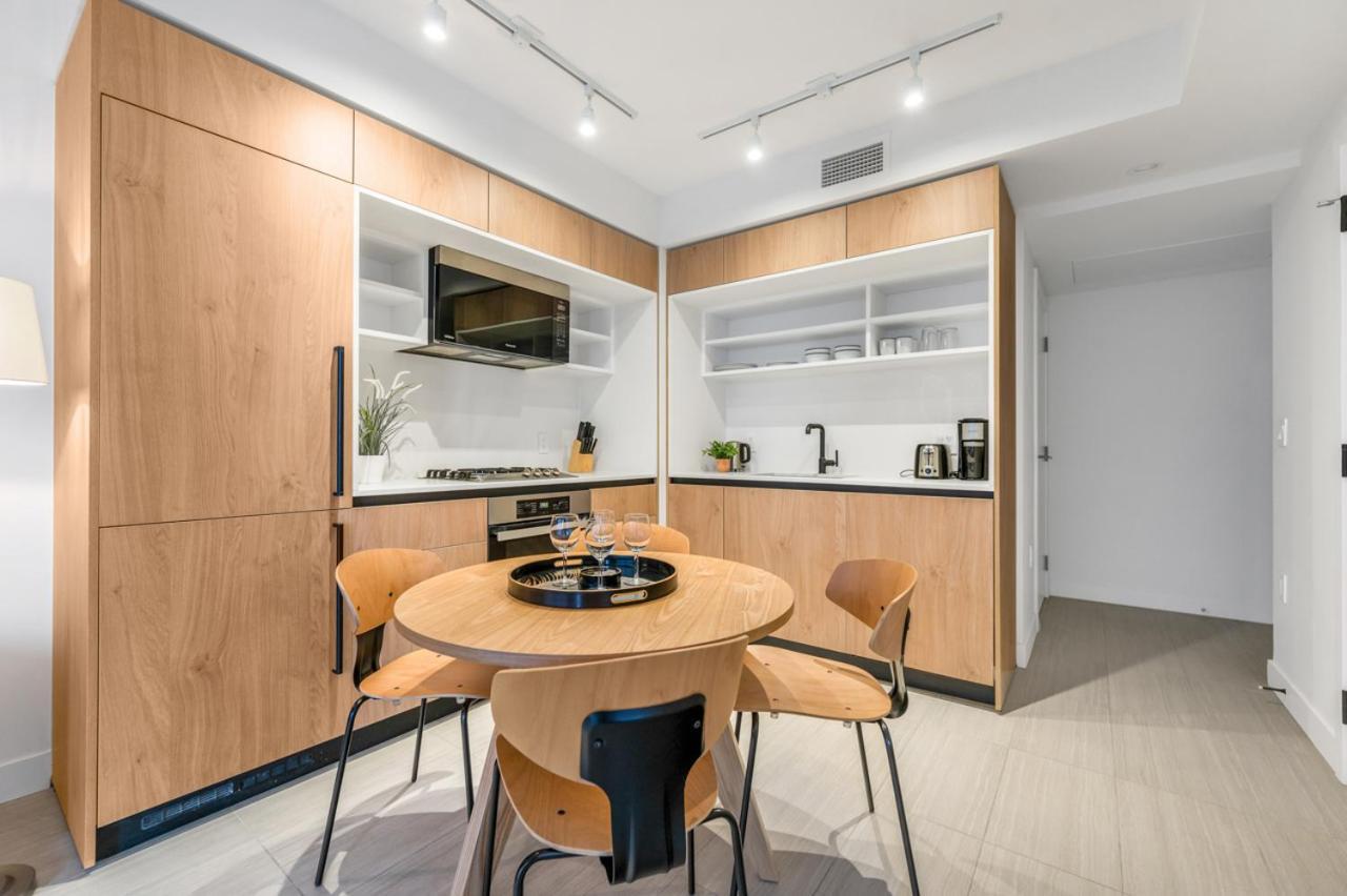Urban Oasis Near Joyce Station: 1br Vancouver