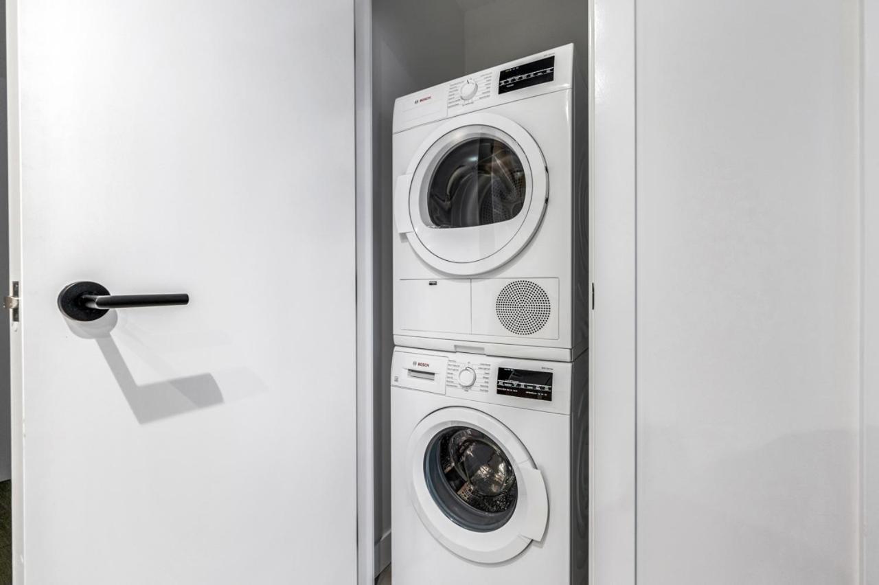 Apartment Urban Oasis Near Joyce Station: 1br