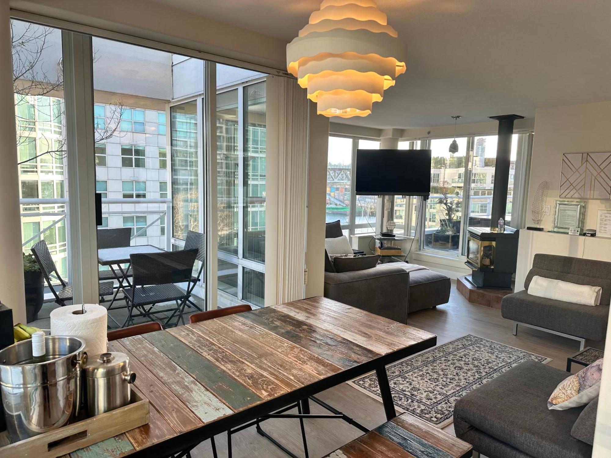 Penthouses Of Ave