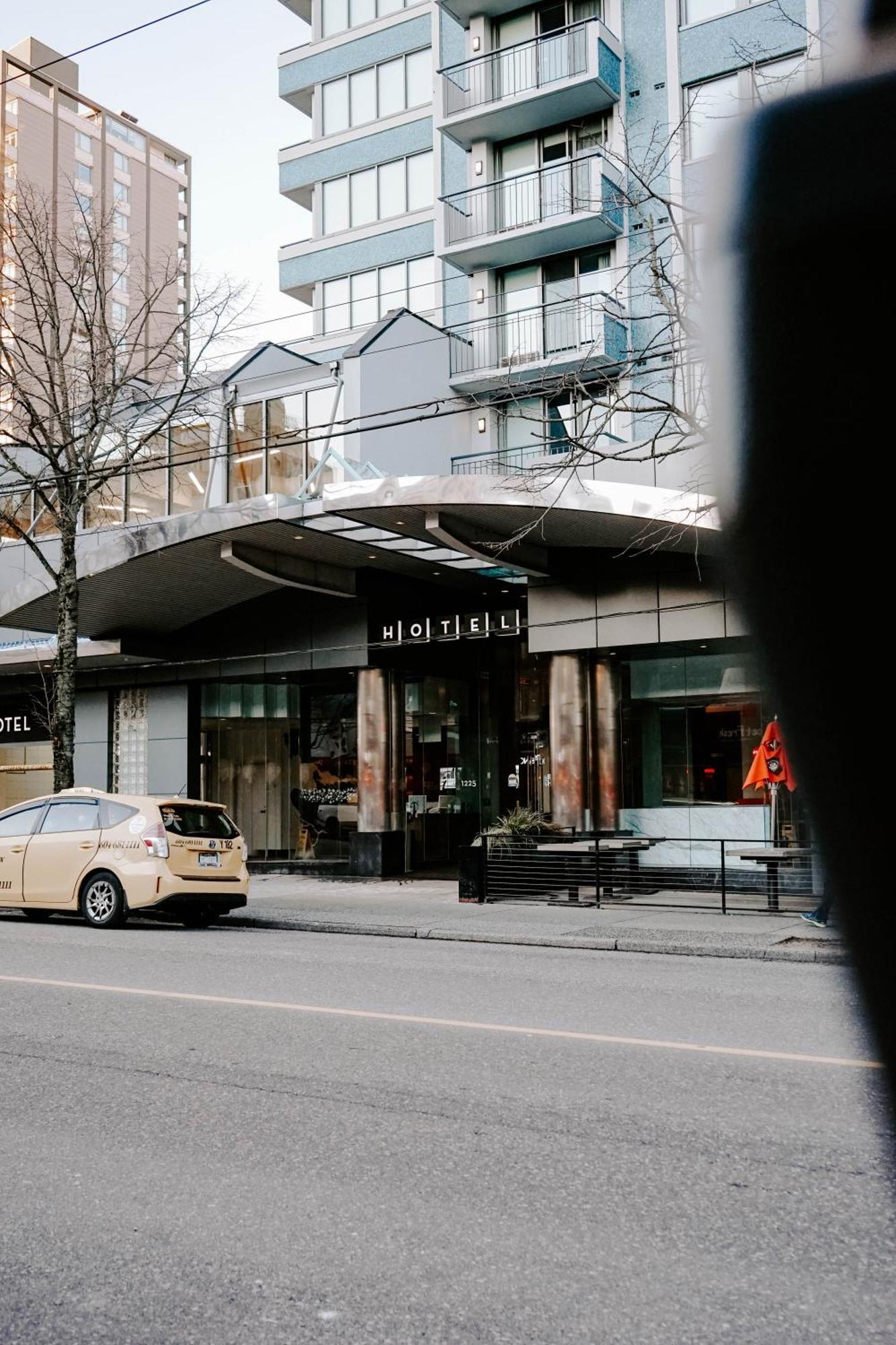 Blue Horizon Hotel Vancouver