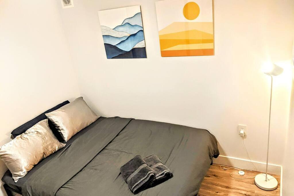 2 Bedrooms Free Parking Location Apartment Vancouver