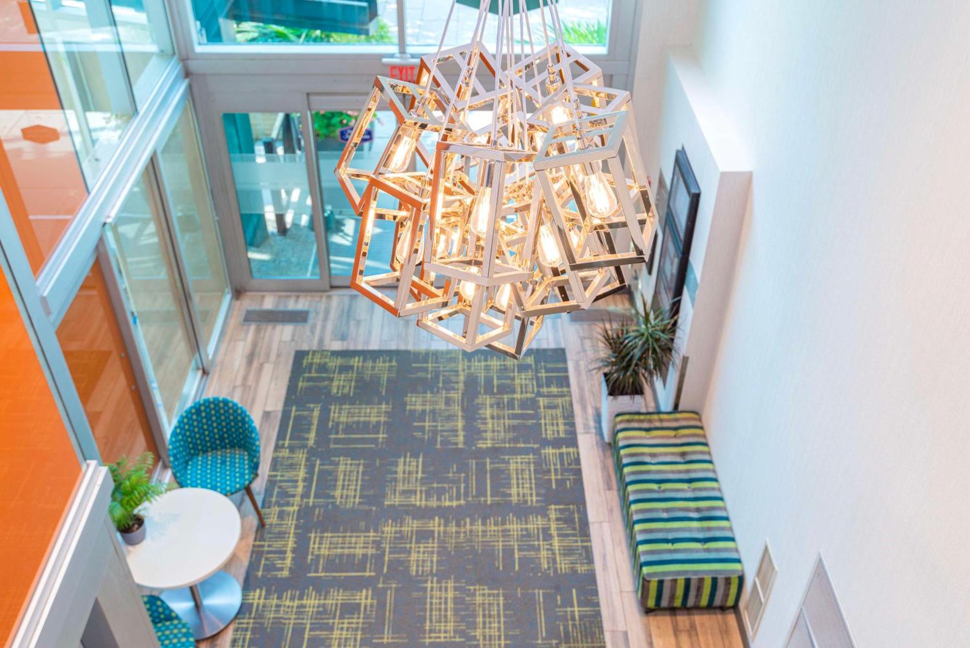 Hampton & Suites, By Hilton - Downtown 3* Vancouver