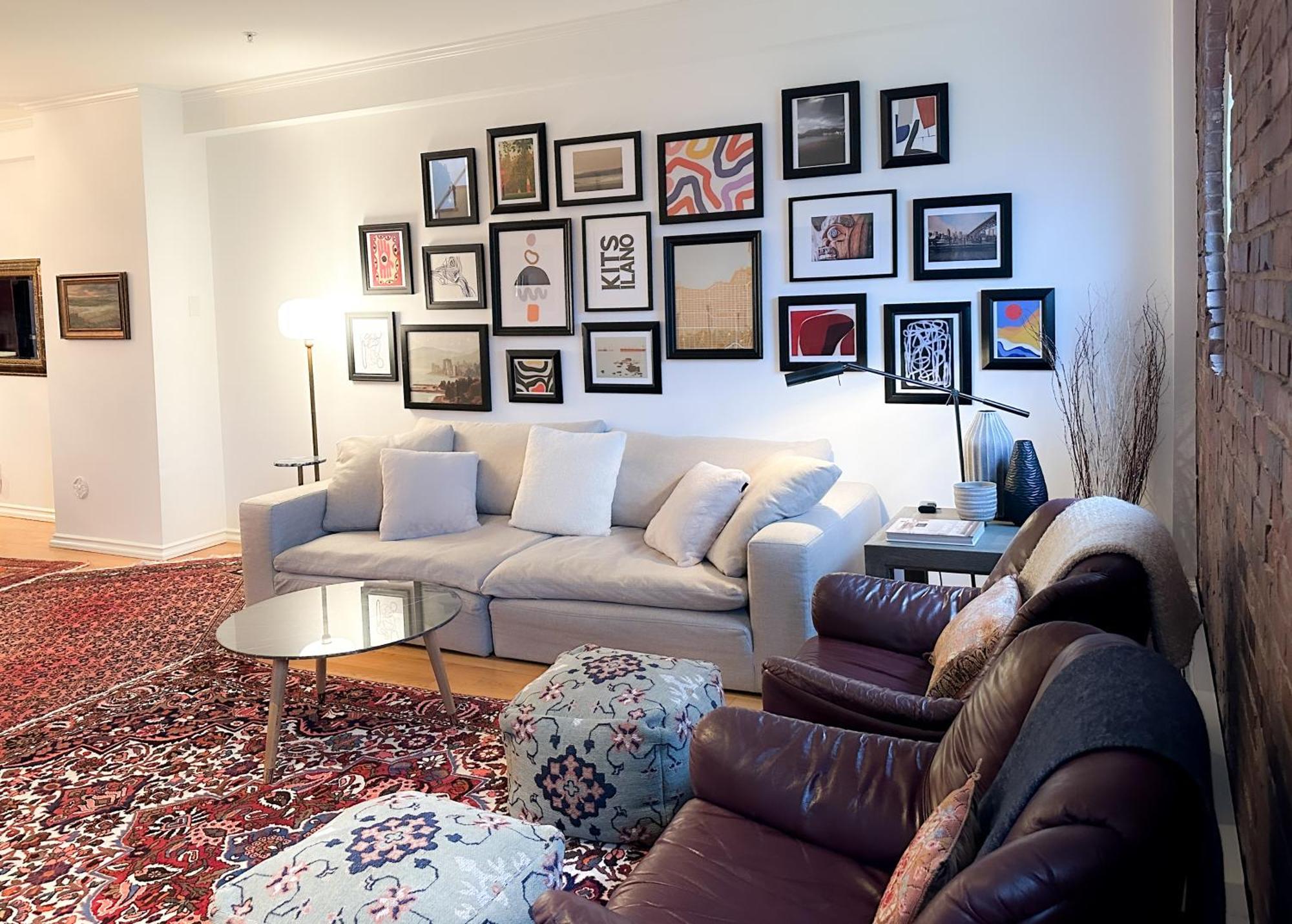 Historic Townhouse In Kitsilano *