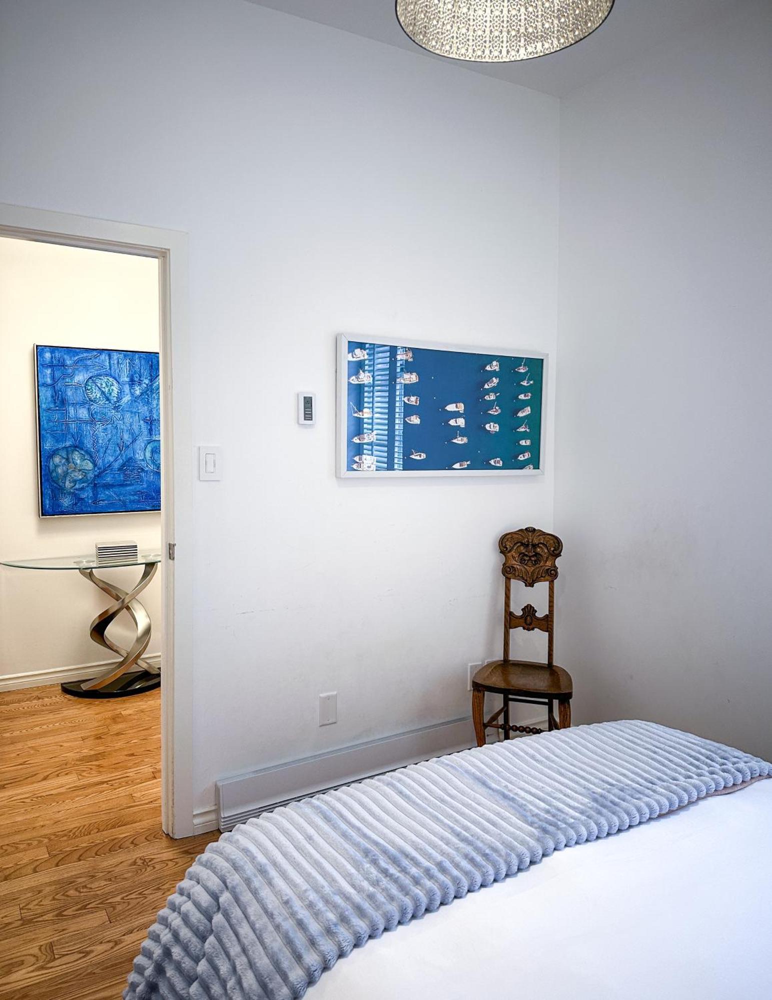 Villa Historic Townhouse In Kitsilano *